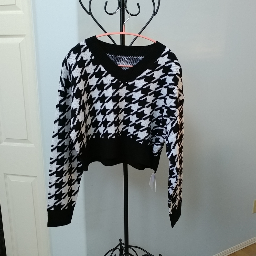 GRL houndstooth oversized cropped knit sweater